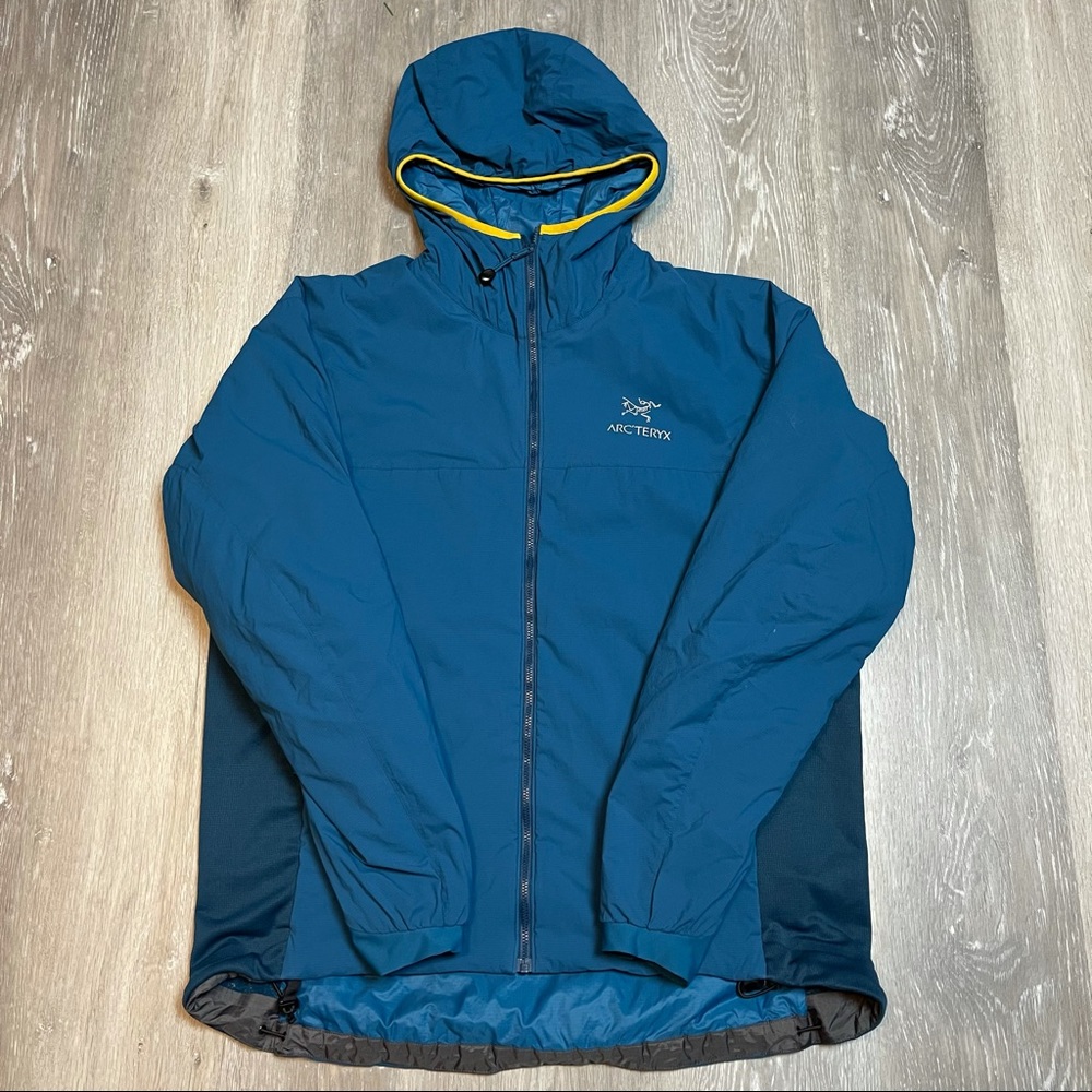 Arc’teryx atom LT zip up hooded blue logo jacket